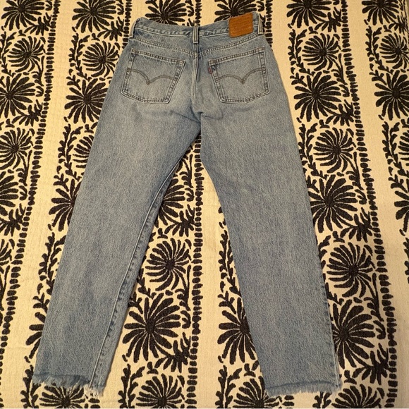 Levi’s Wedgie Jeans - Picture 8 of 8